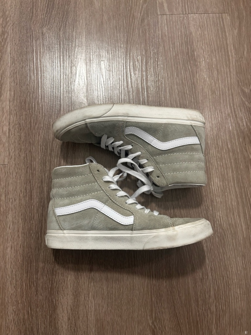 Vans Sk8-Hi high tops